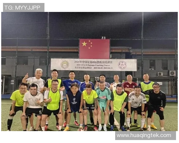 香港足球明星村超比赛热潮来袭球迷齐聚共庆足球盛宴